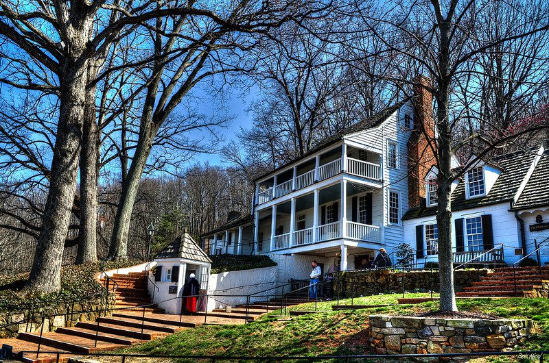 Michie Tavern