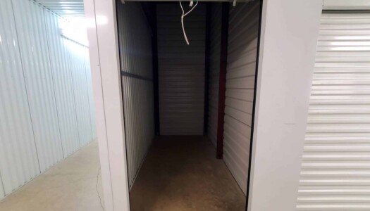 Indoor temperature controlled 5x10 storage unit