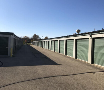 drive-up storage units