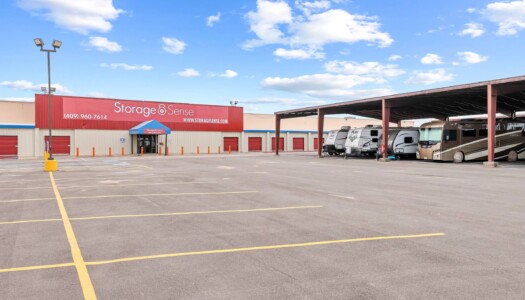 Storage Sense in Groves TX