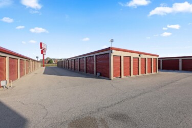 drive up storage units at Storage Sense in Manteno IL