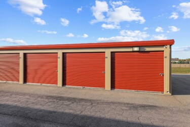 drive up storage units at Storage Sense in Manteno IL