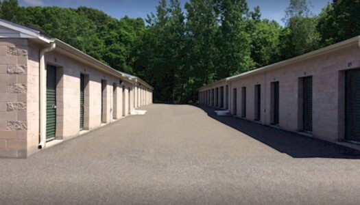 Drive Up Storage Units in Cheshire CT