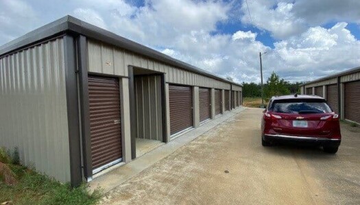 Drive-Up Storage Units in Carriere, MS