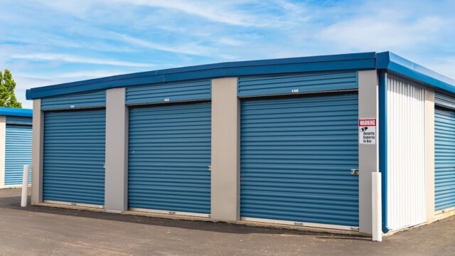 drive-up storage units