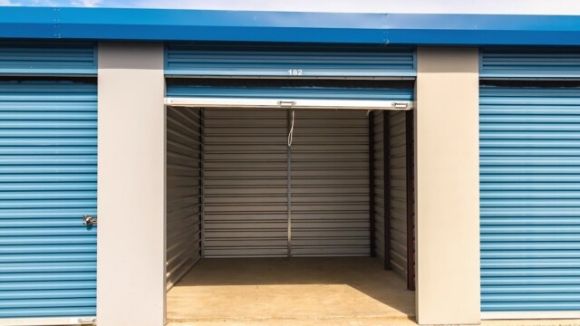 drive-up storage units