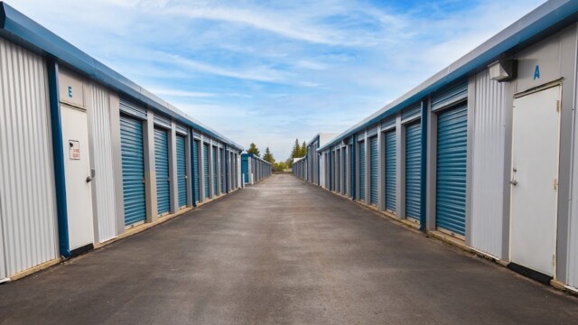drive-up storage units
