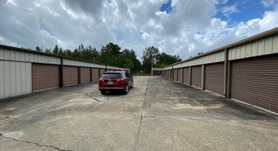Drive-up storage units in Picayune, MS