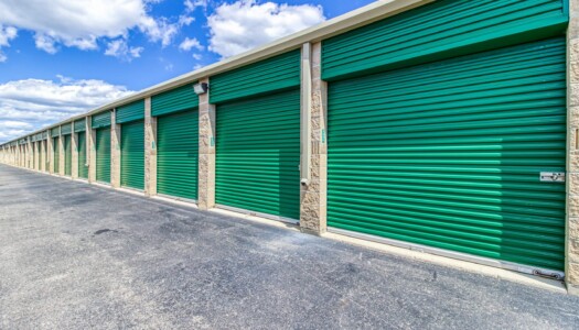 Drive Up Storage Units in Oak Park MI