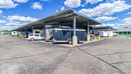 Covered RV Storage in Oak Park MI