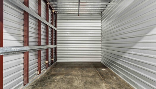 Temperature-controlled storage unit