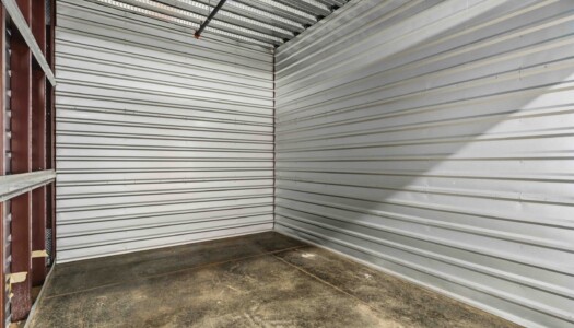 Temperature-controlled storage unit