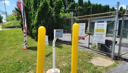 Keypad to enter facilitiy