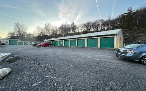 Outdoor storage units in Mayfield, PA