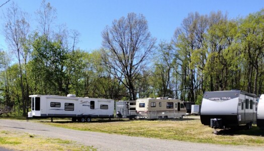 Outdoor vehicle storage