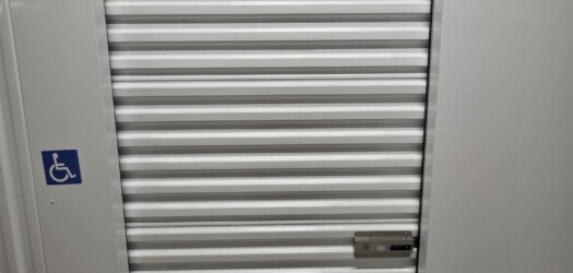 Handicap storage unit