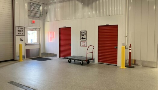 Storage drivthru