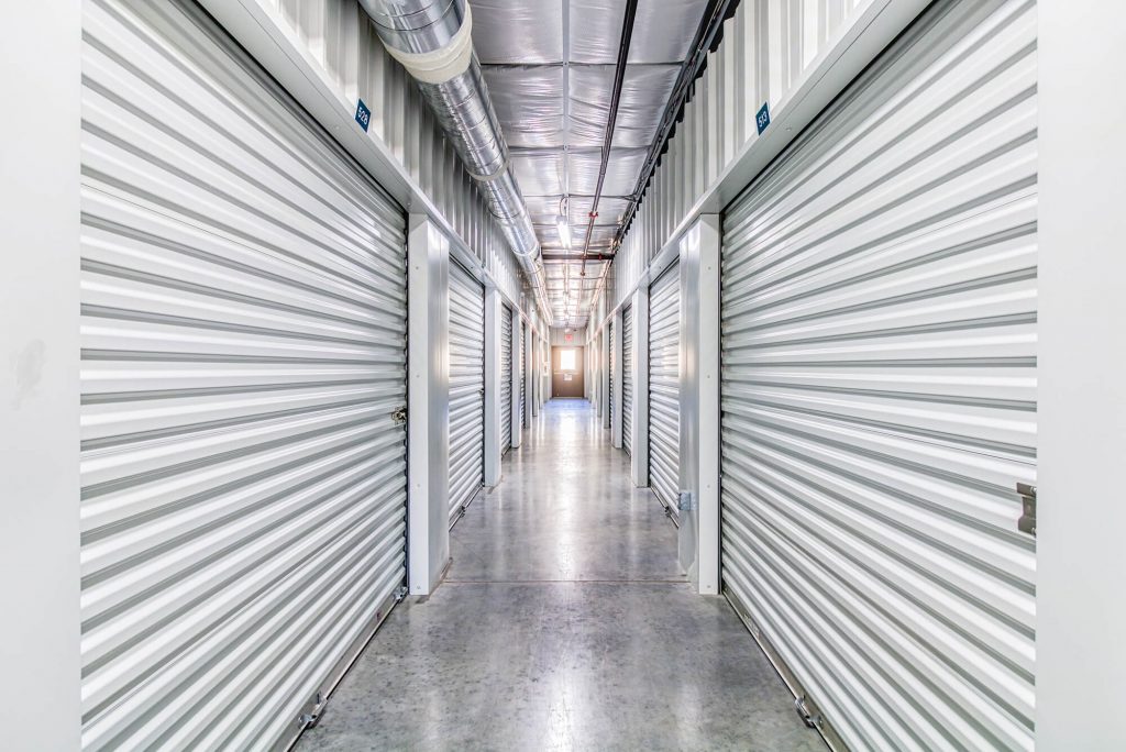 Indoor storage units in Orlando, FL